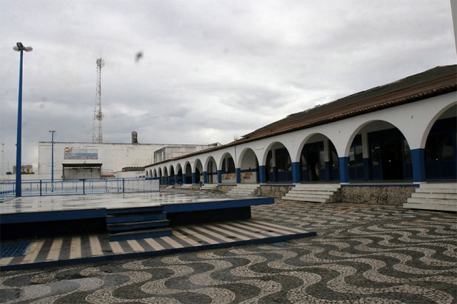 Empresária aciona justiça para barrar obra da prefeitura no Feira Tênis Clube