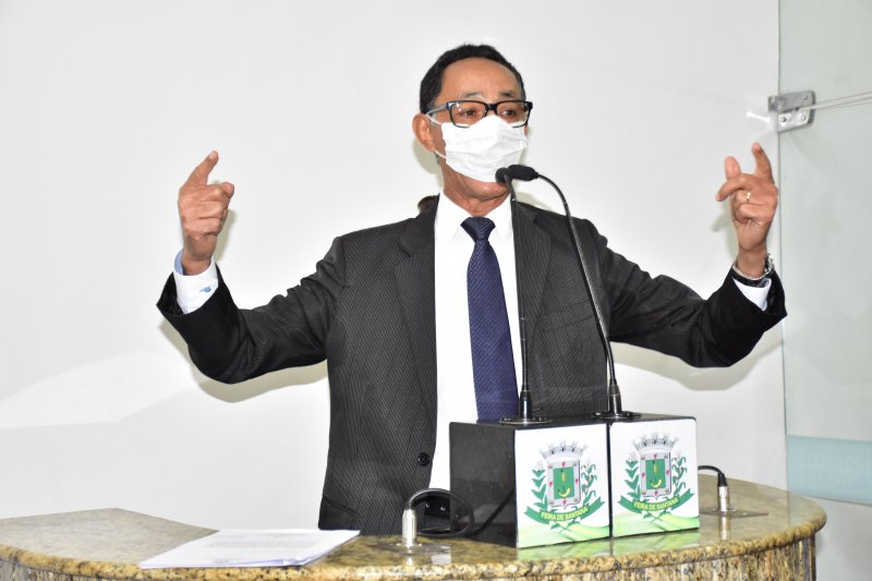 De máscara, vereador pede cancelamento da Micareta 2020