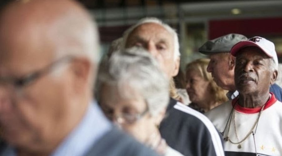 Recadastramento de aposentados e pensionistas do Estado é suspenso em setembro