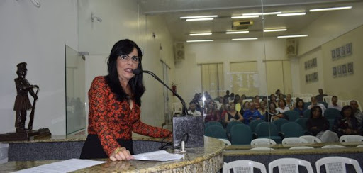 Secretaria de Políticas para a Mulher passa a ser definitiva na estrutura do município de Feira
