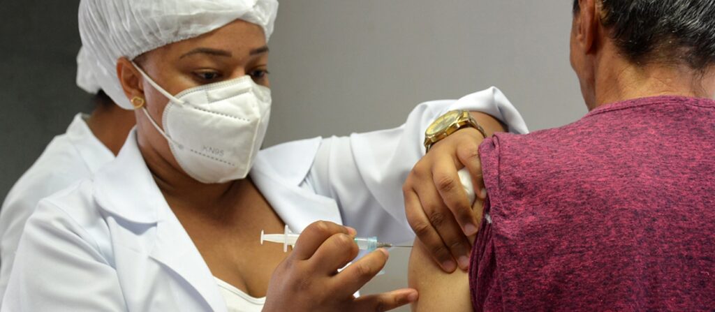 Prefeitura de Feira recorre à Justiça para garantir envio de vacinas