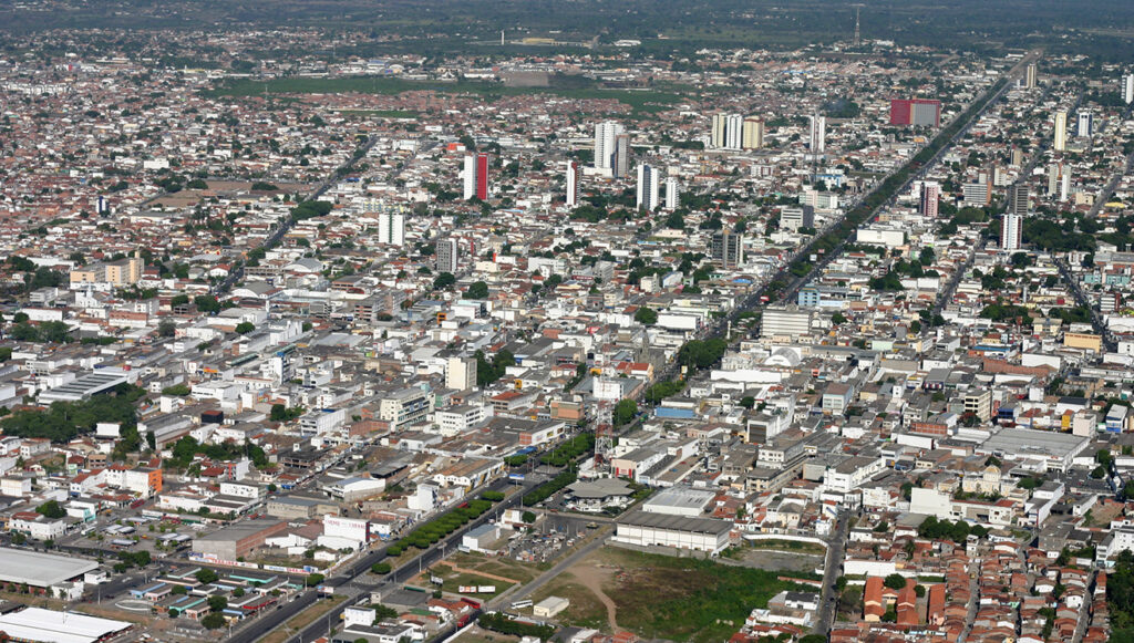Feira de Santana tem o maior PIB do interior do norte-nordeste em Comércio e Serviços