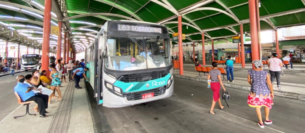 Moradores de Jaíba reclamam do sistema de transporte: “Sendo obrigado a andar mais de três quilômetros”