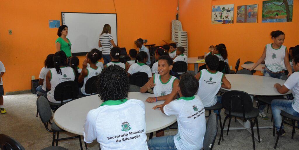 Em nova decisão, TJ Bahia não recomenda pagamento de horas extras a professores de Feira
