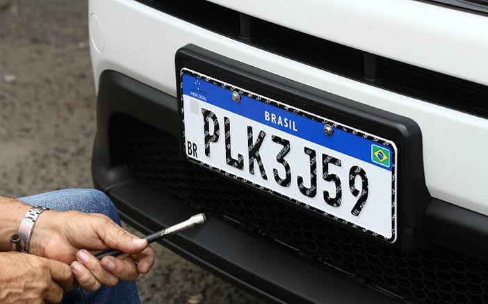 Últimos dias para placas de final 9 e 0 pagarem IPVA com 5% de desconto