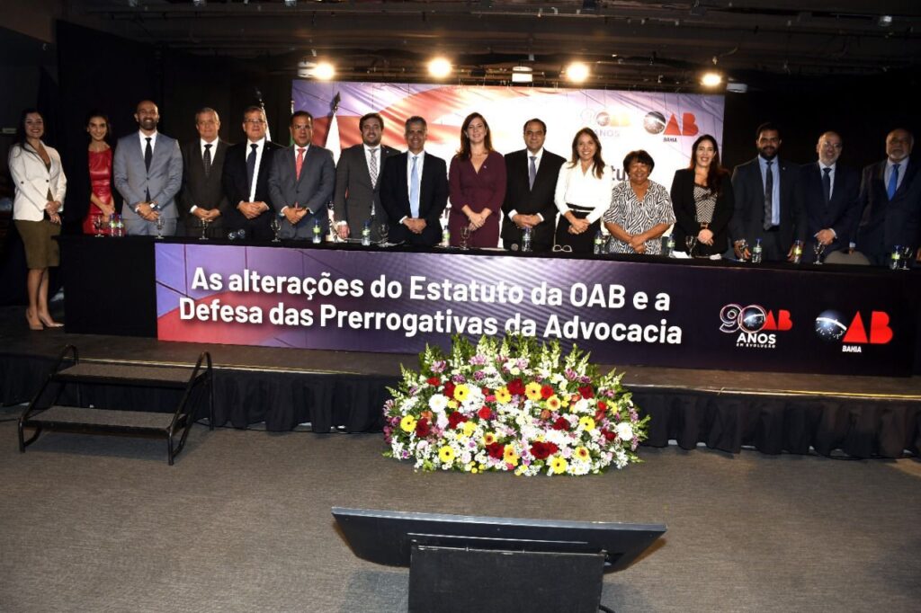 Presidente da OAB Feira participa de evento sobre prerrogativas da advocacia