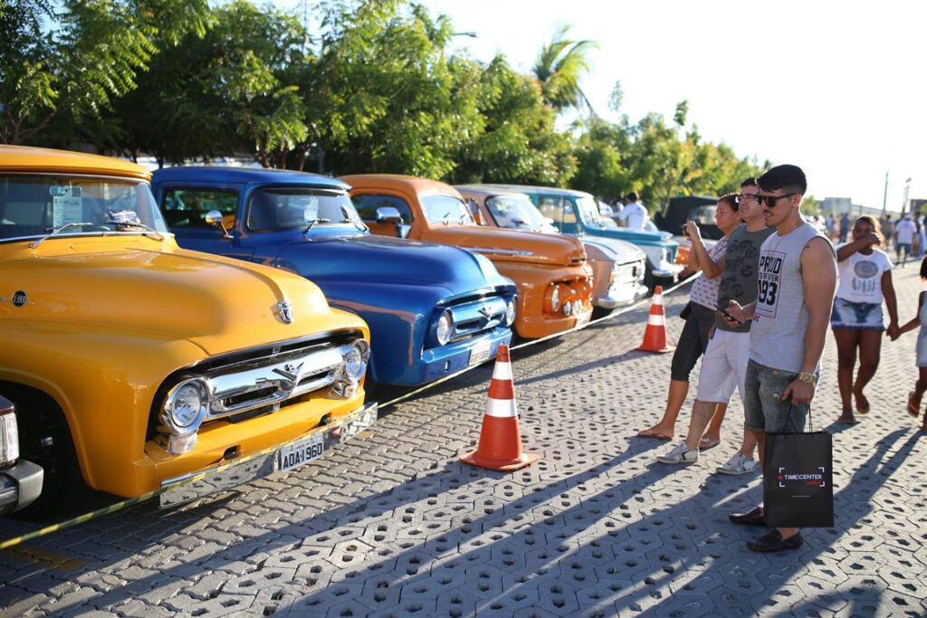 Shopping vai receber 10º encontro de veículos antigos “Princesa do Sertão”