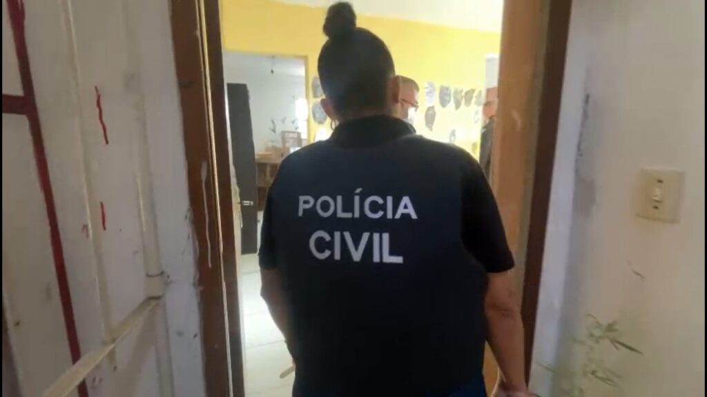 Polícia Civil faz operação para reprimir crimes contra a vida em dez bairros de Feira