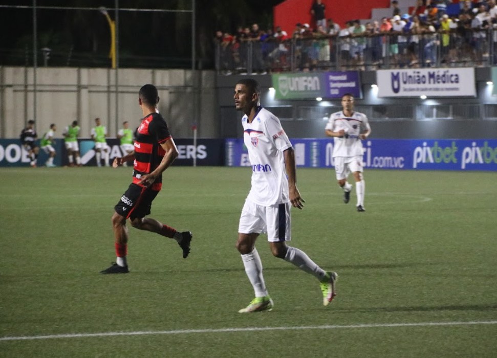 Bahia de Feira enfrenta o Doce Mel pela 3ª rodada do Campeonato Baiano 2023 neste domingo (22)