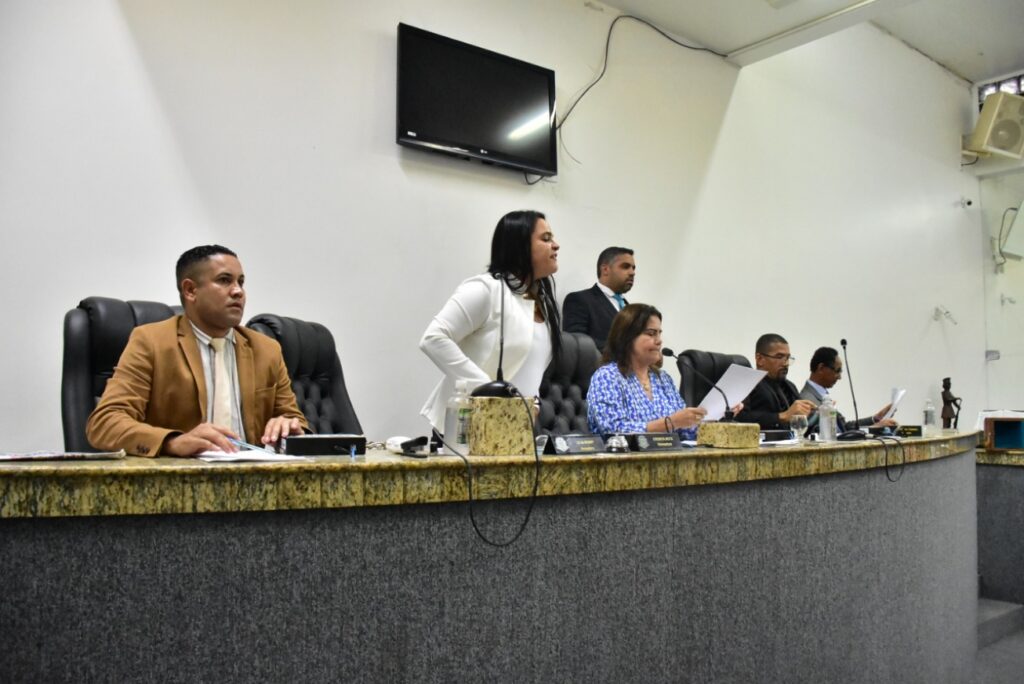 Câmara de Feira deve votar orçamento municipal na próxima semana; valor estimado é de R$ 1,9 bilhão