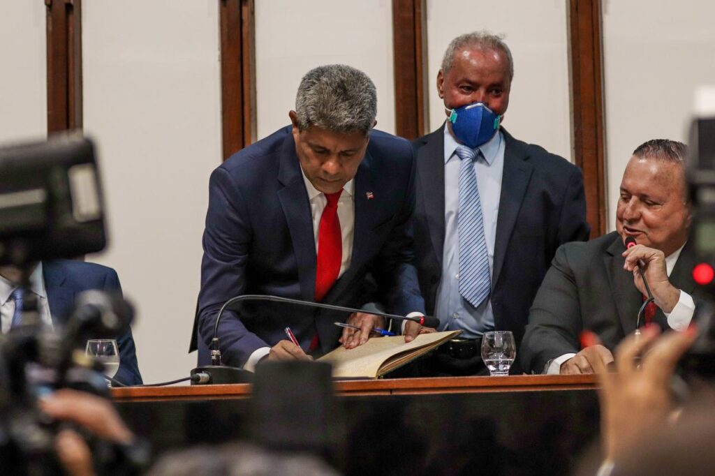 Jerônimo Rodrigues e Geraldo Júnior são empossados nos cargos de governador e vice-governador do Estado da Bahia