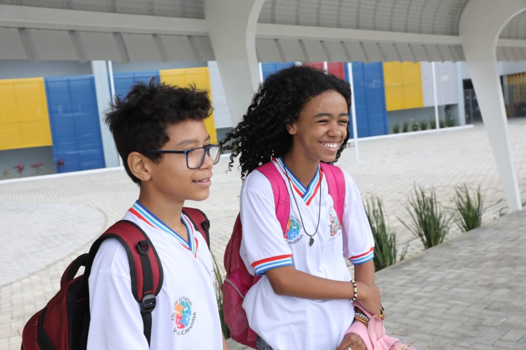 Governo realiza aula inaugural da rede estadual de ensino pela primeira vez no interior do Estado