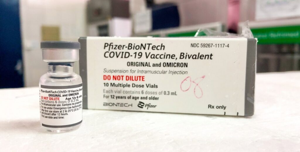 Pessoas com comorbidade a partir de 12 anos podem receber a vacina bivalente contra a Covid