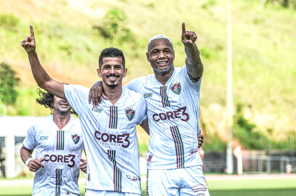 Fluminense de Feira estreia com goleada na Série B do Baiano