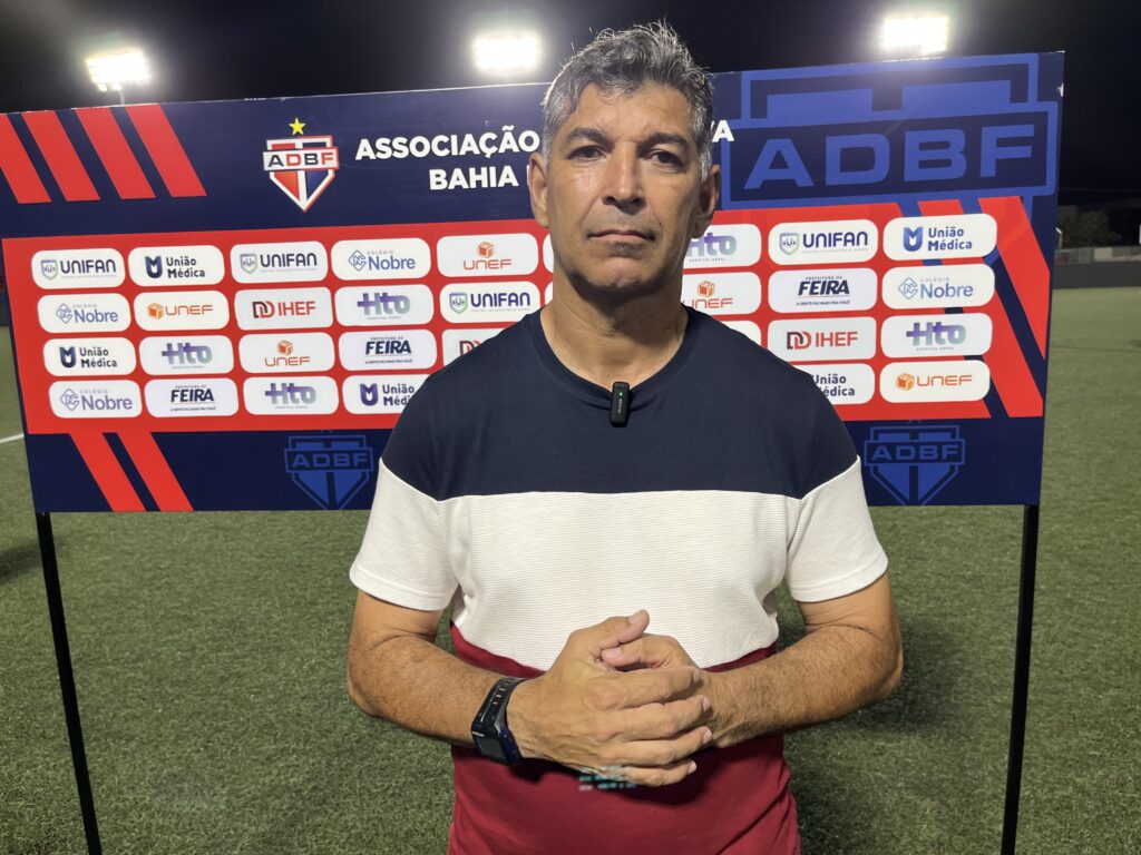 Técnico do Bahia de Feira, João Carlos explica critério para contratações