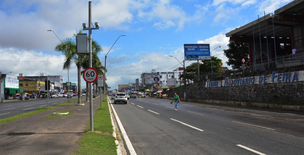 Novos radares nas avenidas Presidente Dutra e Rio de Janeiro entram em funcionamento em período de adaptação