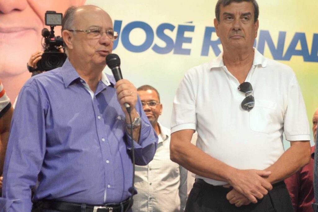 ‘Decidirei ao lado do povo’, diz Zé Ronaldo sobre candidatura à Prefeitura de Feira
