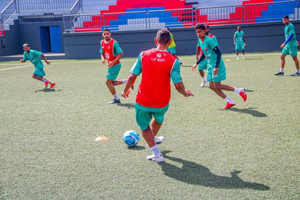 Bahia de Feira encerra preparação para enfrentar o Atlético de Alagoinhas e anuncia reforços