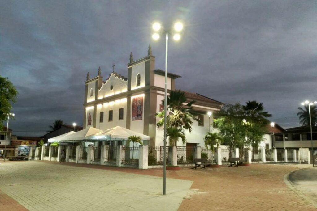 Prefeitura de Feira afirma que mais de 90% das lâmpadas da cidade já são de LED