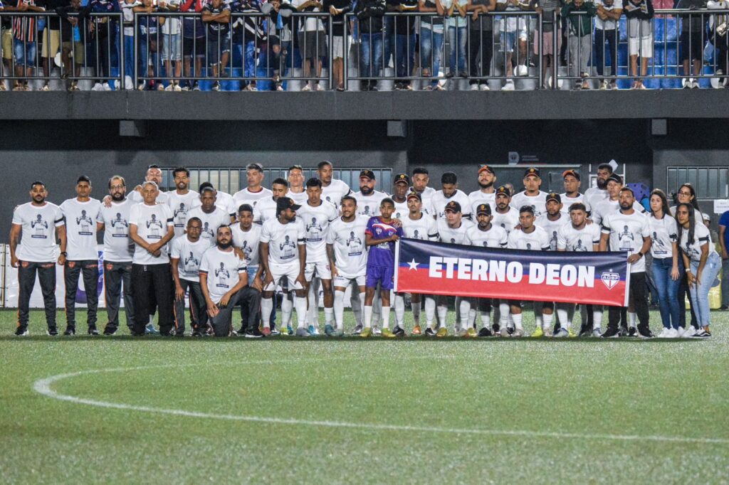 Em noite emocionante, torcida dá show e Bahia de Feira vence o Nacional-AM por 2 a 0