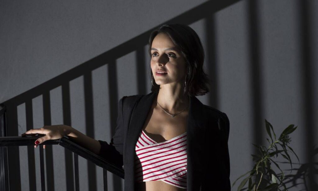 Premiada escritora Aline Bei participará da Flifs na próxima semana