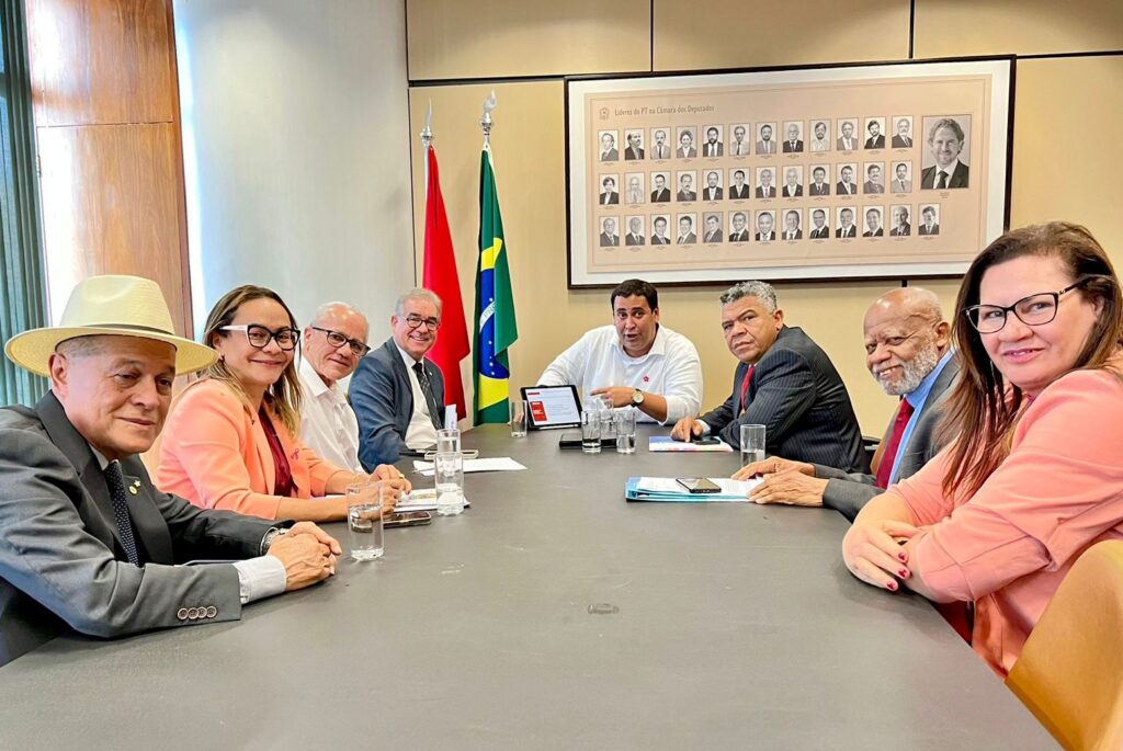 Zé Neto participa de reunião com Éden Valadares em Brasília: ‘Unidade dos partidos da base estadual e federal é um caminho para 2024’