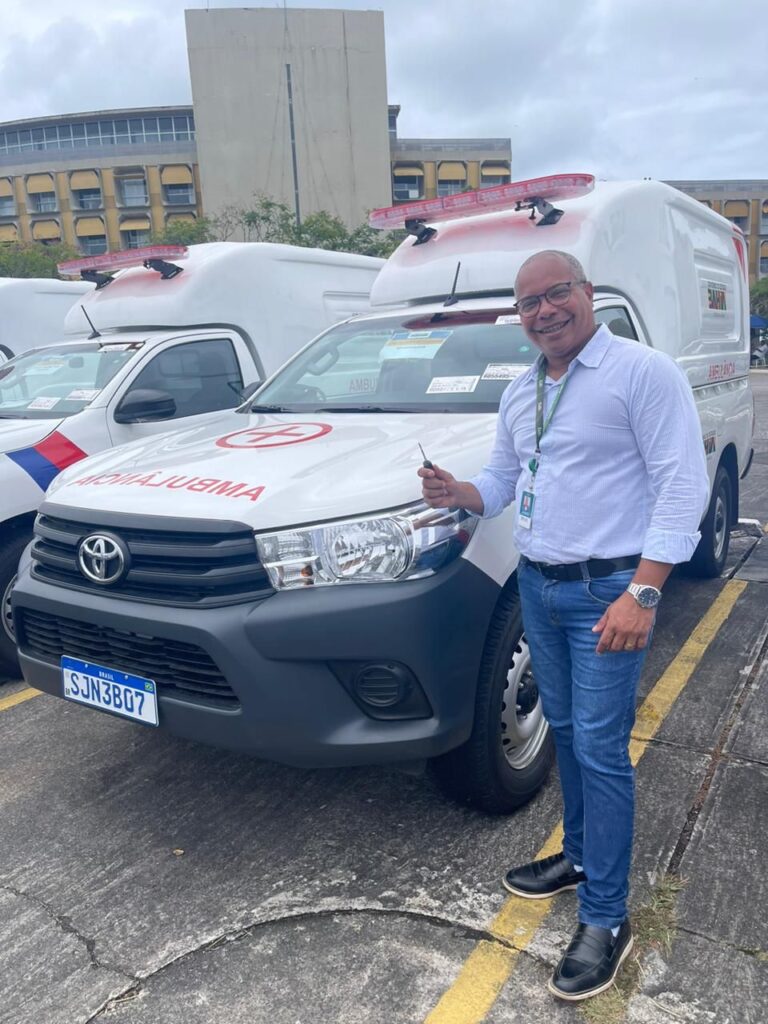 Upa Estadual de Feira de Santana recebe nova ambulância do Governo do Estado