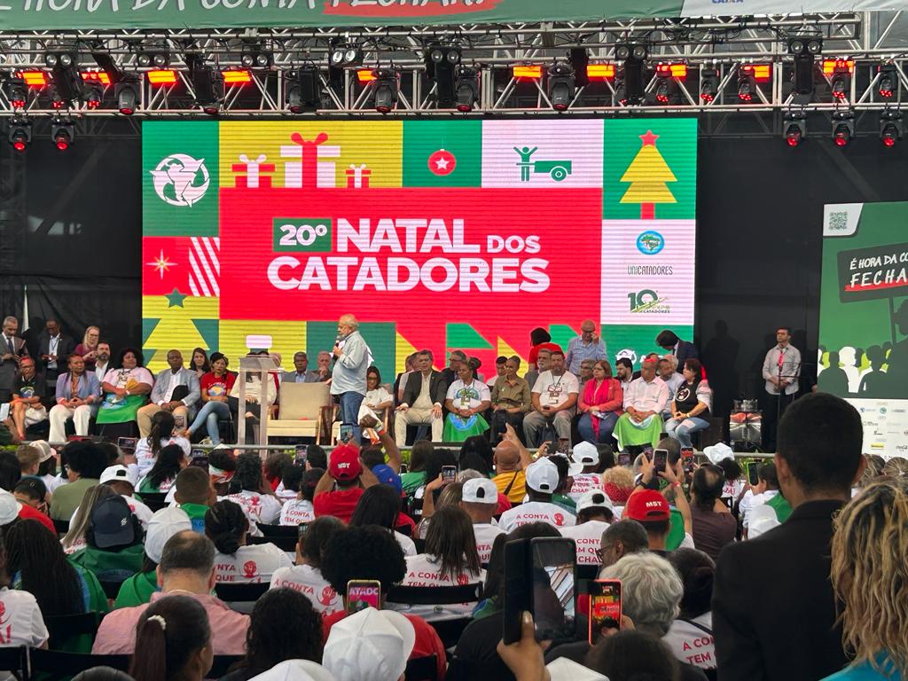 Governador Jerônimo participa de celebração de Natal dos Catadores, ao lado do presidente Lula