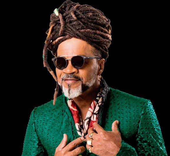 Carlinhos Brown comandará ‘Sarau Kids’ em shopping de Feira de Santana