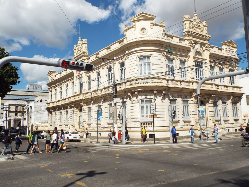 Colbert decreta ponto facultativo na Prefeitura durante a Micareta de Feira