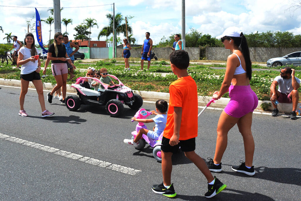 Domingo de diversão na Noide Cerqueira durante a primeira edição do “Lazer na Avenida” 2025