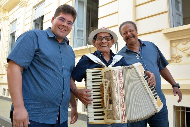 ‘Os Bambas do Nordeste’ celebram 50 anos de carreira com show especial no Centro de Convenções de Feira