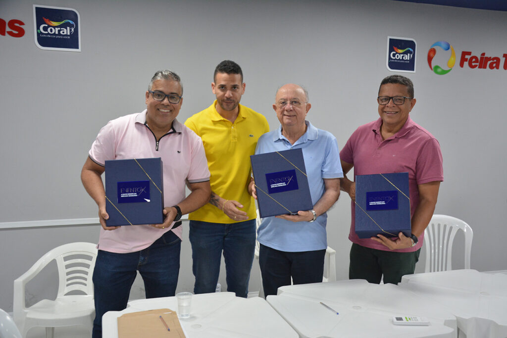 Prefeito discute projeto para desburocratizar implantação de pequenos empreendimentos imobiliários em Feira