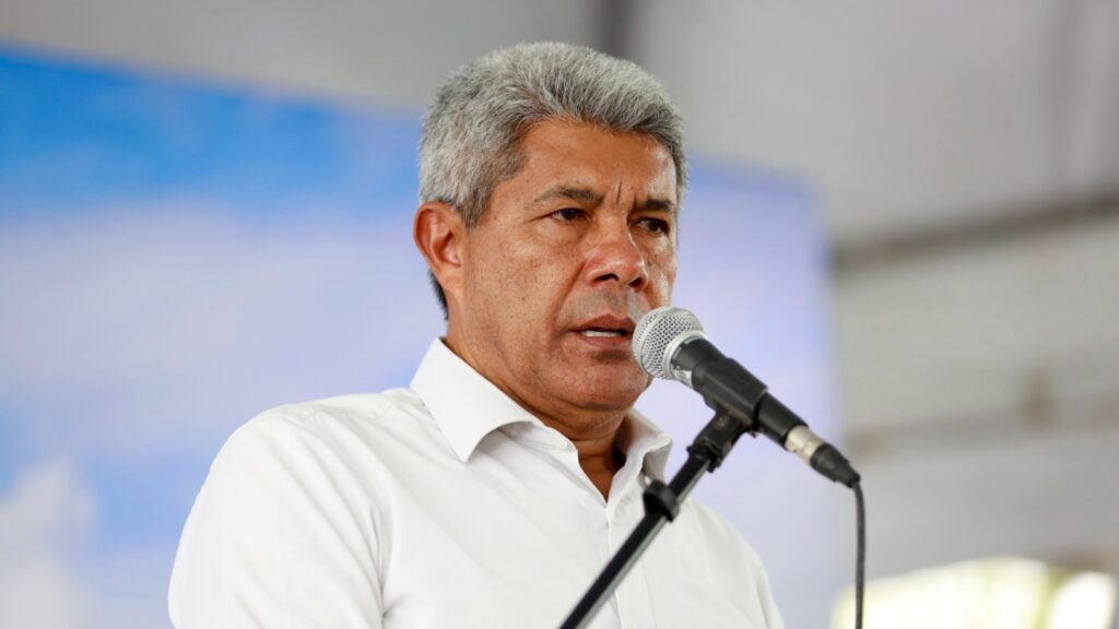 ‘Eu quero ver avião subir e descer’, diz Jerônimo sobre aeroporto de Feira