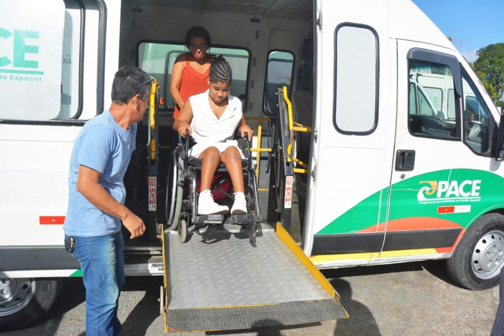 Serviço de transporte acessível em Feira será ampliado com nova frota