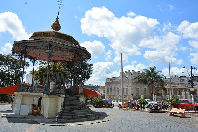 Vereador defende revitalização da Praça Eduardo Fróes da Mota, em Feira