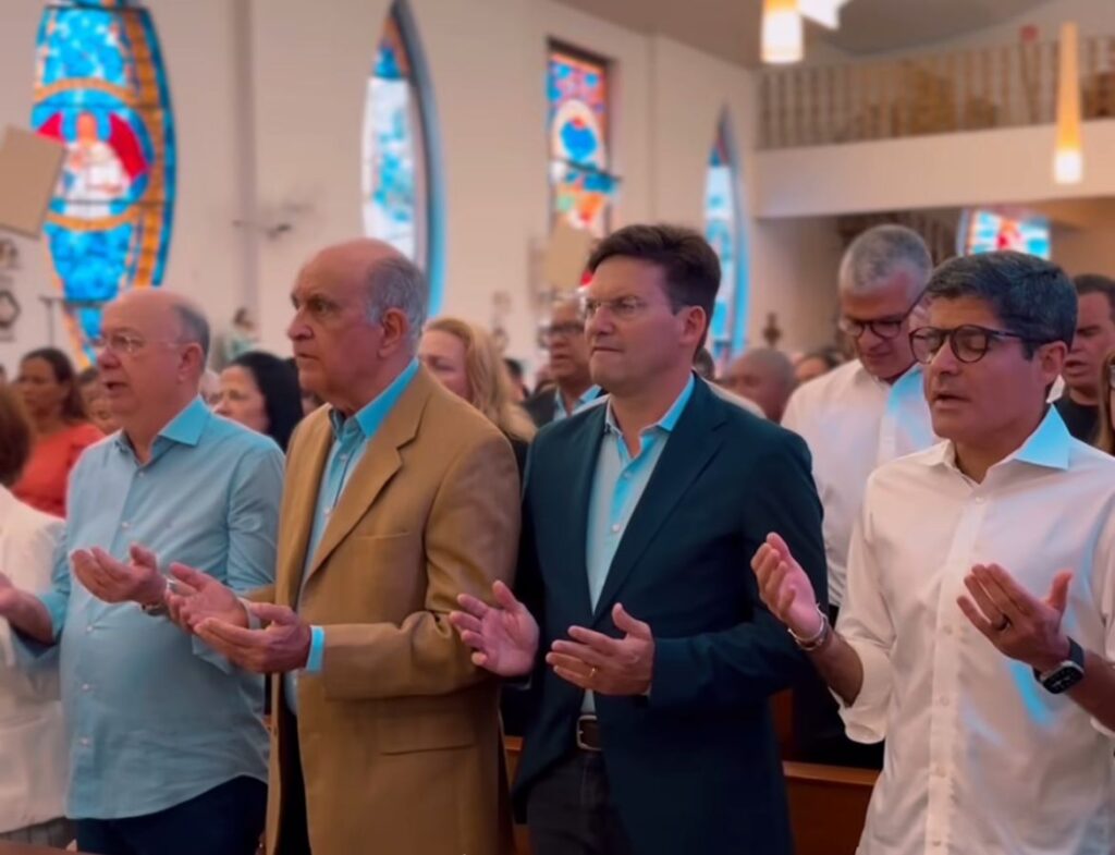 ACM Neto, Paulo Souto e João Roma prestigiam aniversário de José Ronaldo, em Feira de Santana