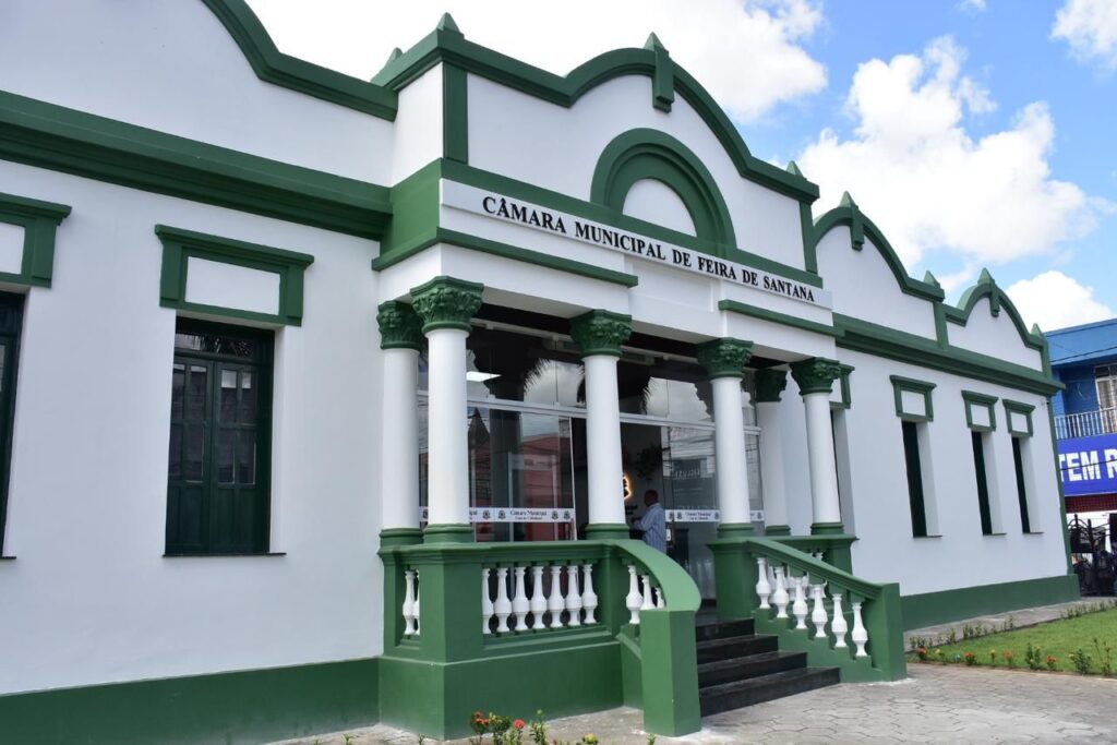 Câmara de Feira realiza aula inaugural da Escola do Legislativo
