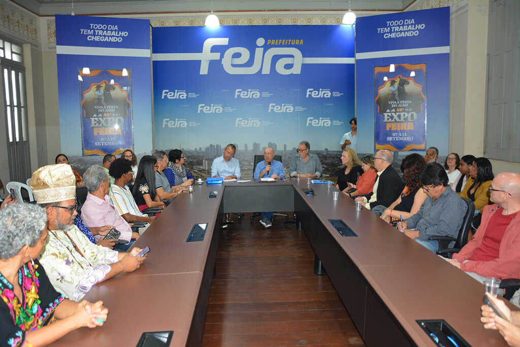 Membros do Conselho Municipal de Cultura são empossados para biênio 2025-2026