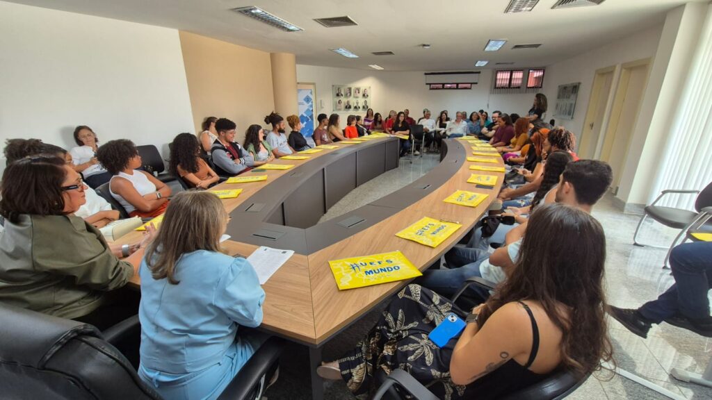 Estudantes da UEFS são aprovados para intercâmbio em Portugal, França, México e Colômbia