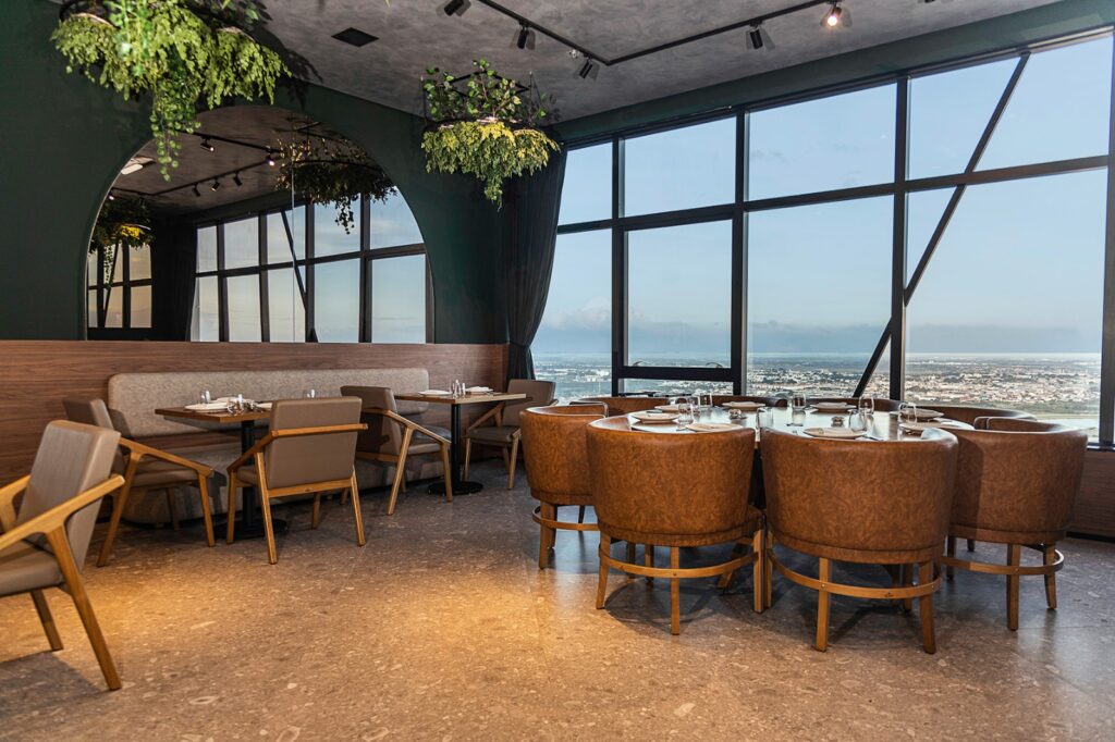 Restaurante Seen Feira promove café da manhã inédito para o Dia dos Pais