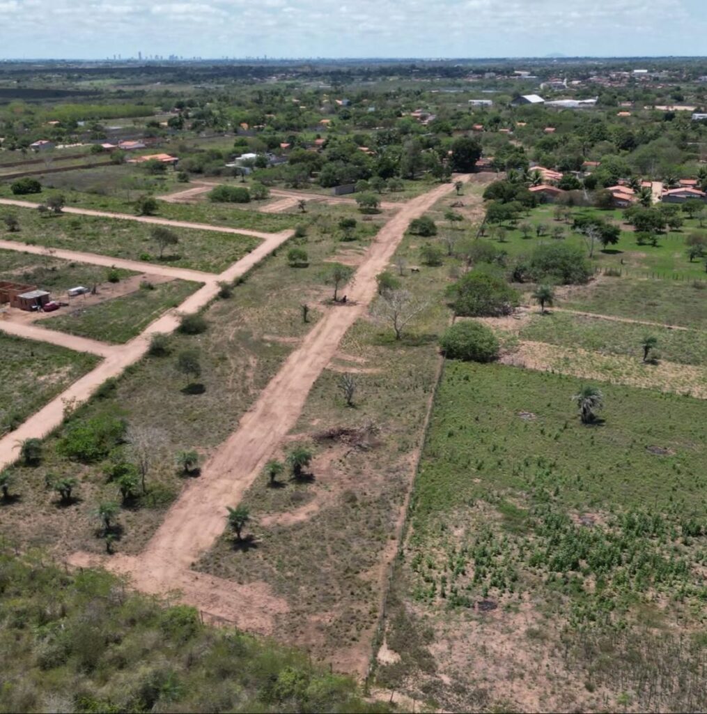 Secretária de Meio Ambiente promete notificar responsáveis por loteamentos irregulares na zona rural de Feira
