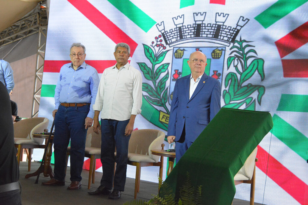 José Ronaldo e Jerônimo participam de inauguração do Centro de Excelência em Zootecnia, em Feira de Santana