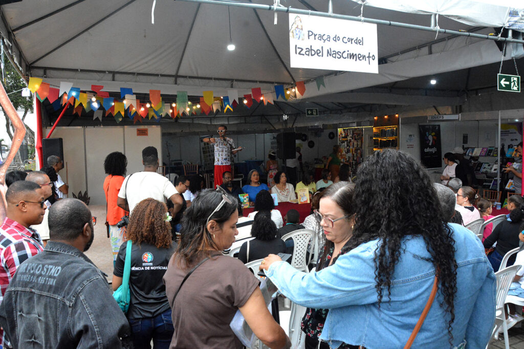 Encerramento da FLIFS destaca tradição e consolidação do maior evento literário da cidade