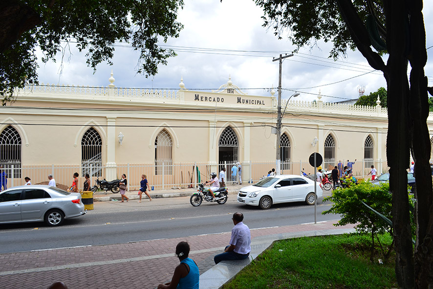 Símbolo cultural e comercial: Mercado de Arte Popular completa 110 anos