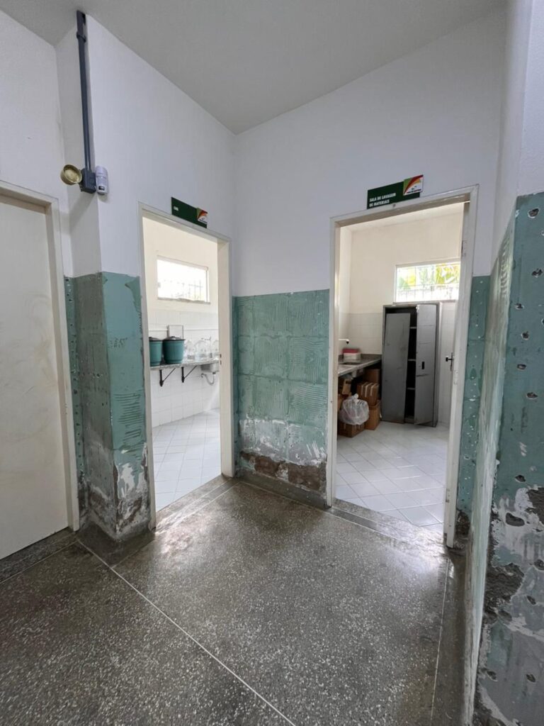 Vereador denuncia abandono em unidade de saúde de Feira e cobra providências da Prefeitura