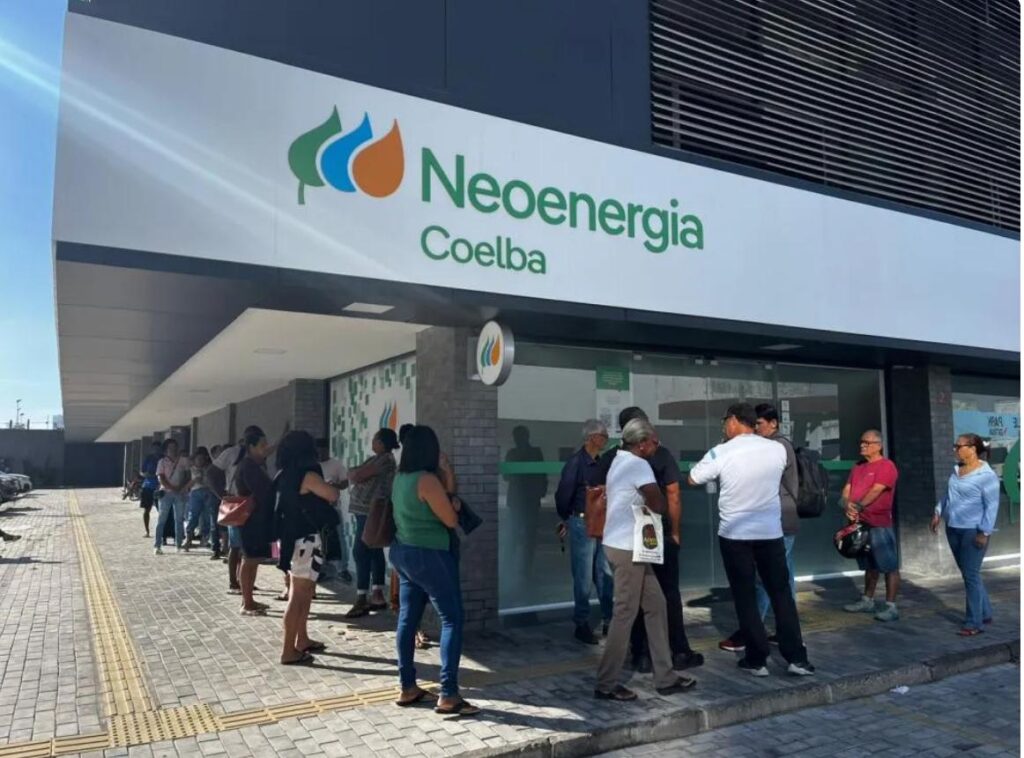 Coelba terá prazo de até 15 minutos para atendimento presencial em Feira de Santana