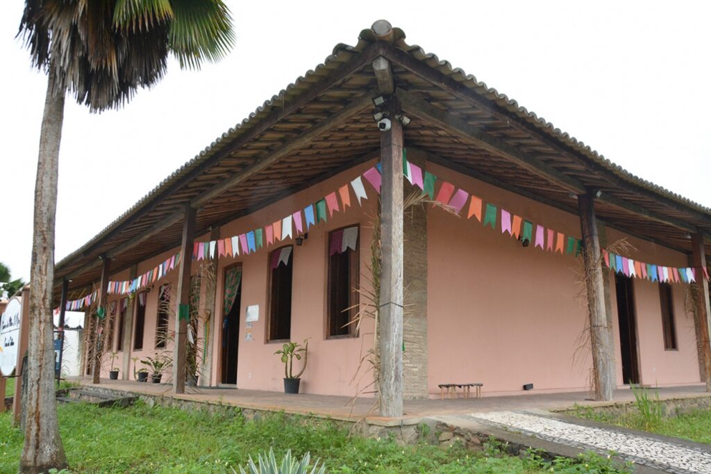 Casarão Olhos D’Água atrai mais de oito mil visitantes no último mês, reforçando importância histórica de Feira