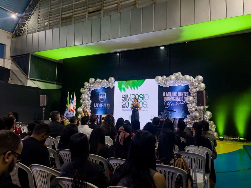 UNIFAN celebra 20 anos dos cursos de Educação Física, Fisioterapia e Nutrição com noite de homenagens e emoção