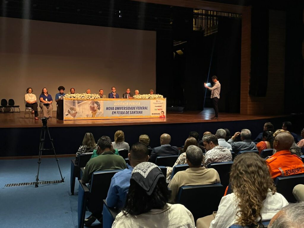Durante audiência pública, especialistas destacam potencial de Feira de Santana para receber nova universidade federal